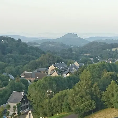 D'hotes Chantebise Bed & Breakfast Besse-et-Saint-Anastaise